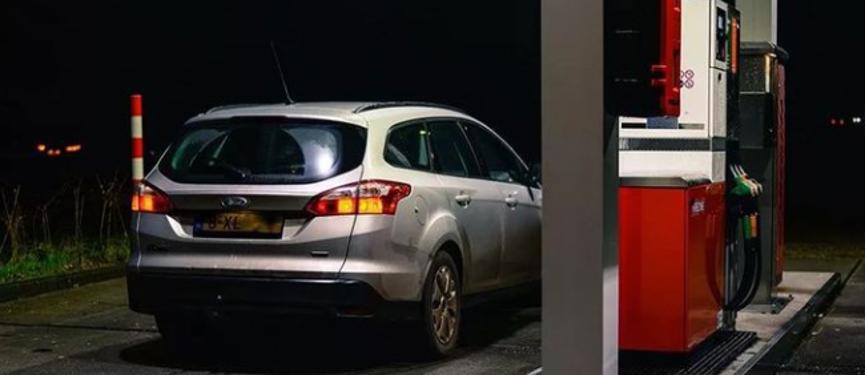 开了100公里油表没少正常吗,汉兰达油表显示能跑100公里了