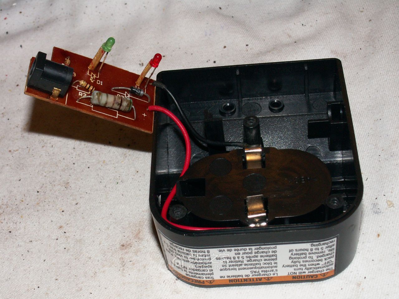 18v电钻锂电池怎样改装充电宝,怎样改装19.5伏锂电池电钻