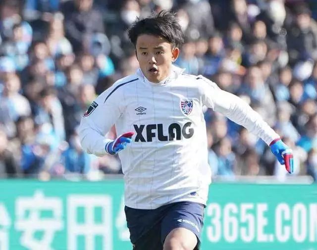 他被誉为足球天才,梅西作为偶像20年如一日的强大