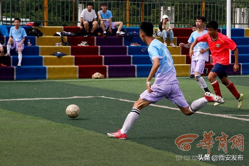 帮绝症小孩圆梦足球跳舞,足球为患病儿童圆梦