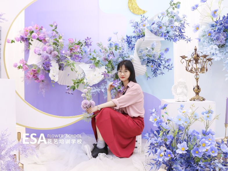 婚礼花艺培训课程,蓝紫色花艺设计效果图片