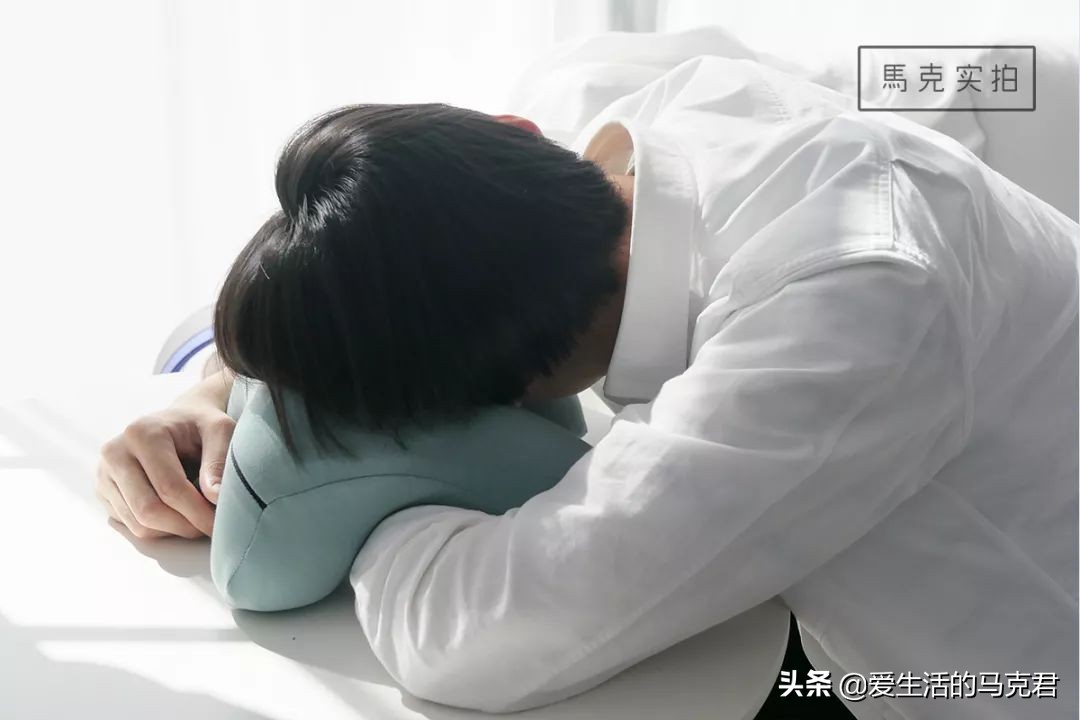 马克君午睡枕推荐,马克君测评午休枕