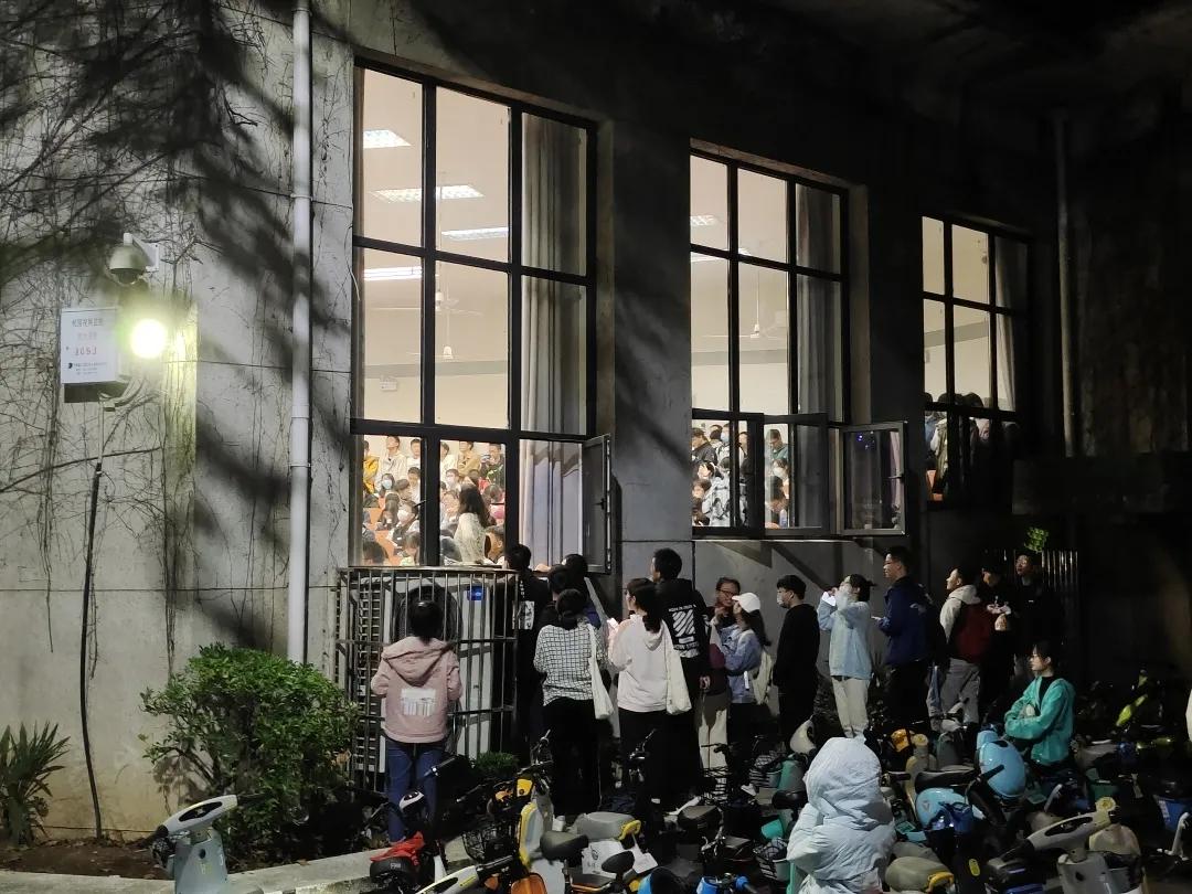 武大恋爱课央视点评,爱情课武大