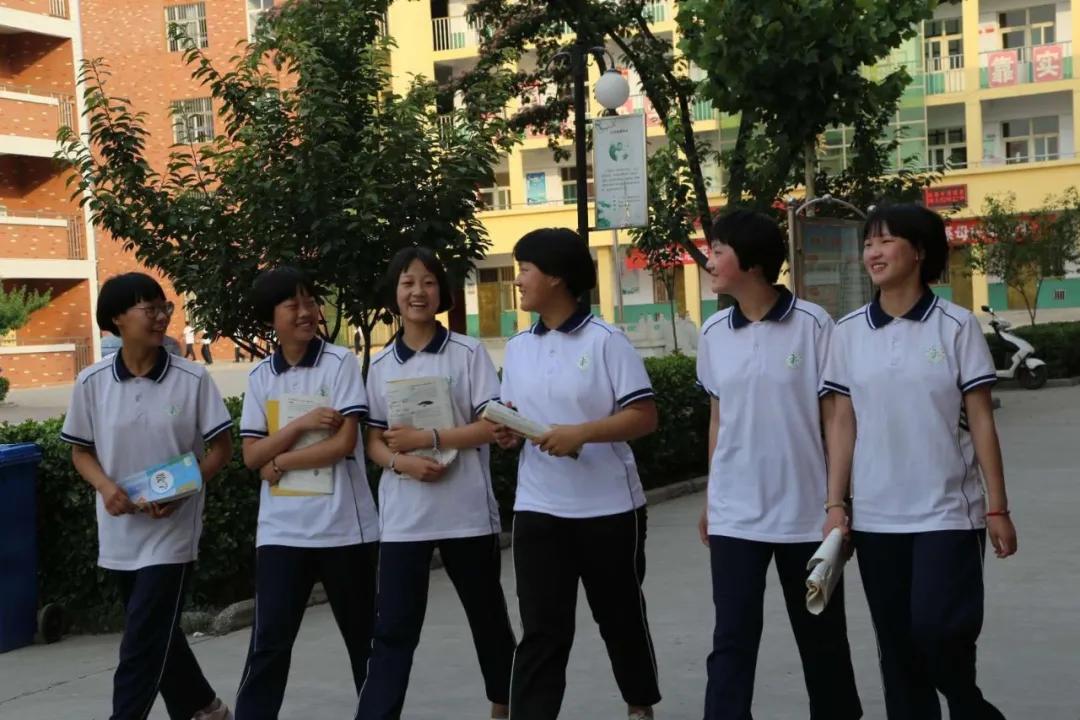 邯郸“牛”校长连军强话教育：太行山下给师生一个家！