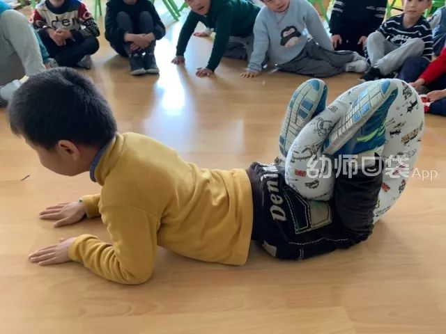 宅家带娃不着急，30个亲子游戏送给你