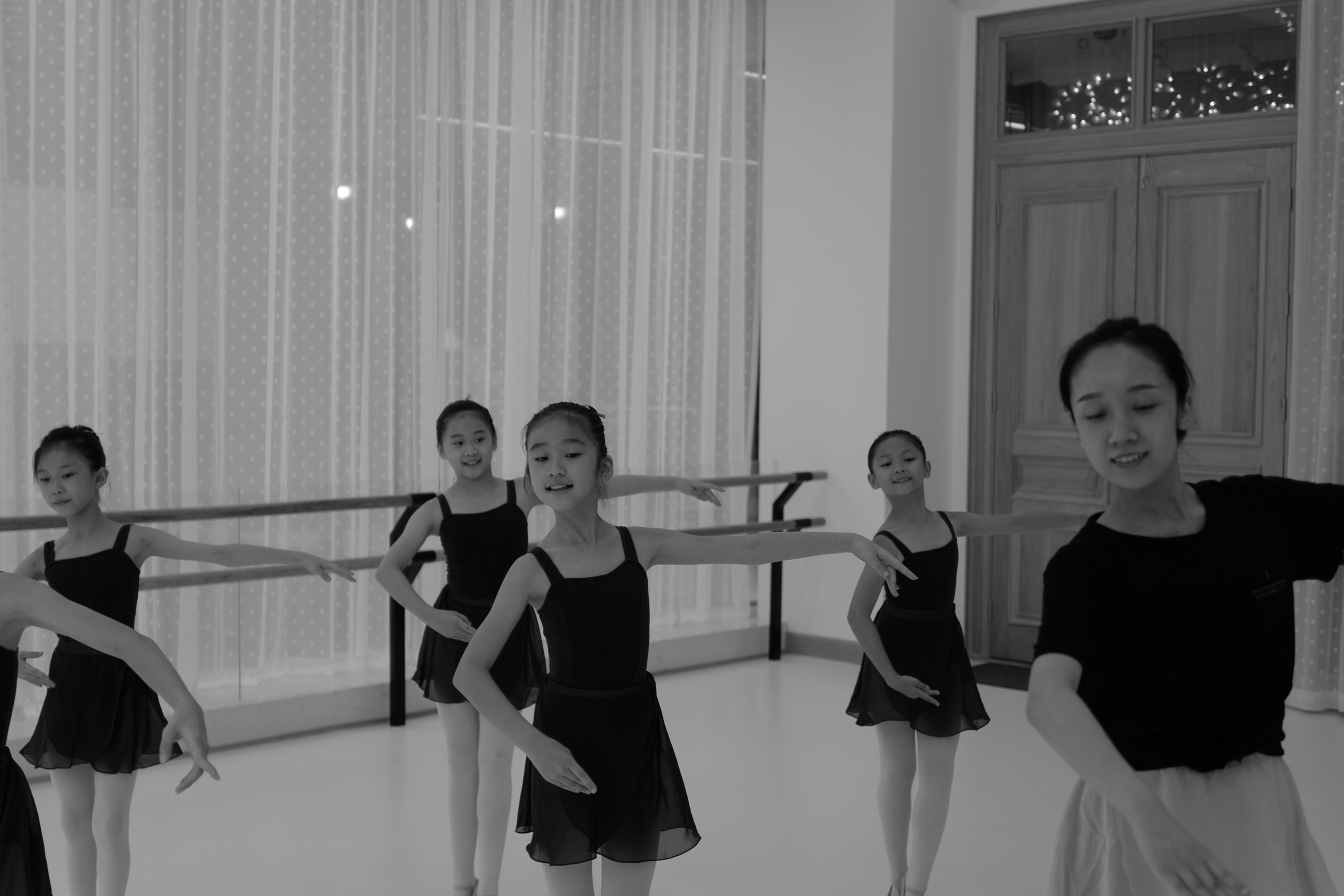 舞者采访,芭蕾舞老师教我们怎么学芭蕾