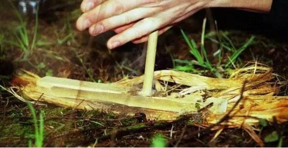 在没有打火机的时候怎么有火,古代的人没有火柴打火机怎么生火