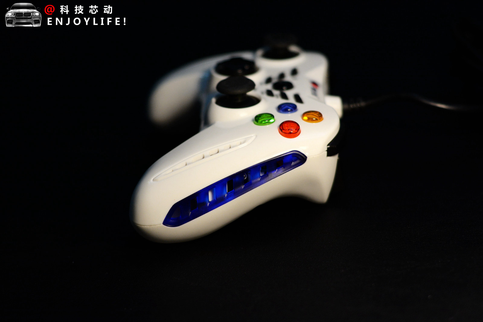 性价比最高的游戏手柄测评,游戏手柄推荐莱仕达