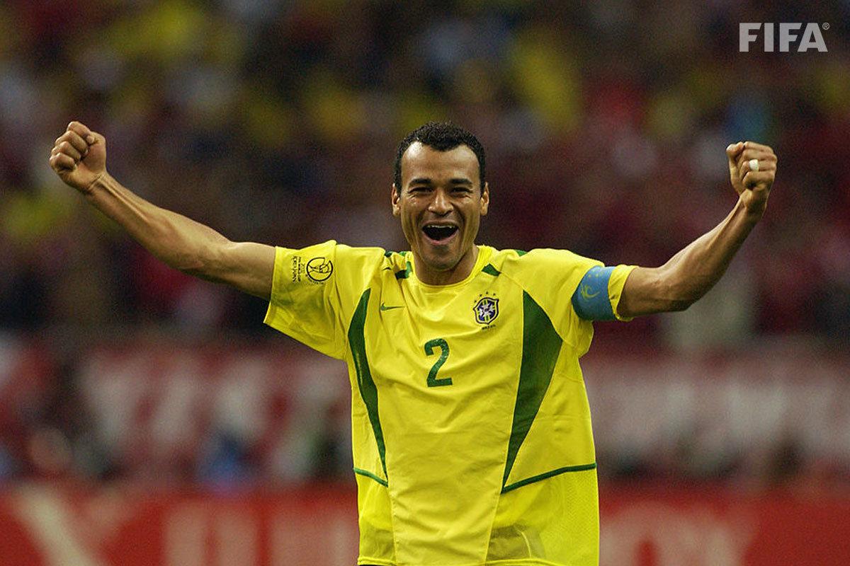 巴西队十大传奇球星,巴西队最伟大的9号