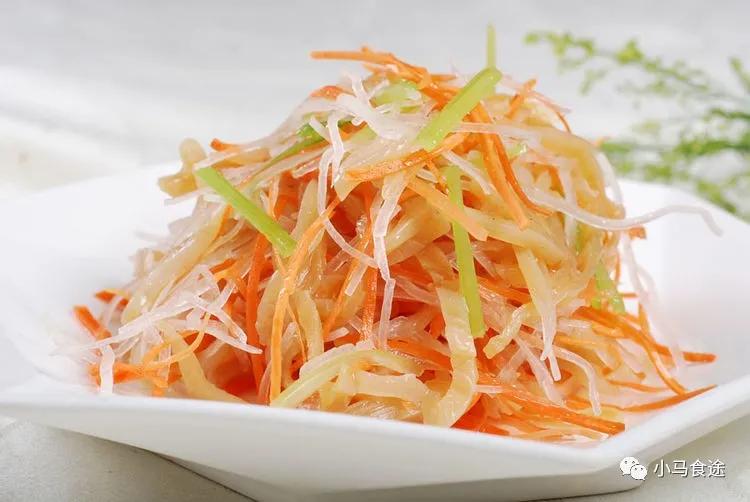 适合夏天吃的蔬菜的菜谱,色香味俱全的东北凉拌菜老虎菜