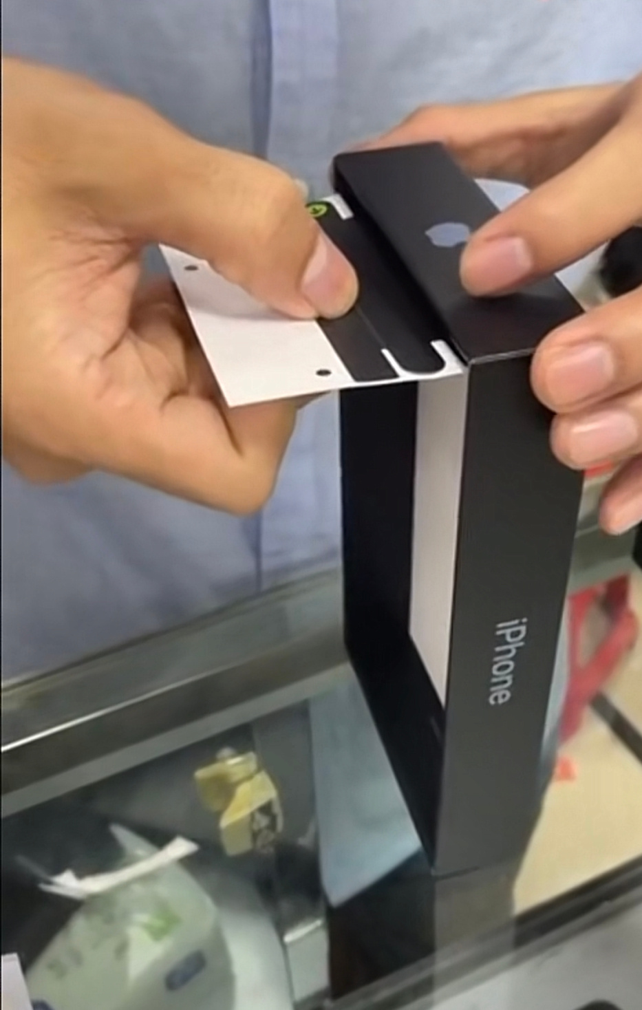 华强北翻新苹果13过程,iphone13包装盒翻新