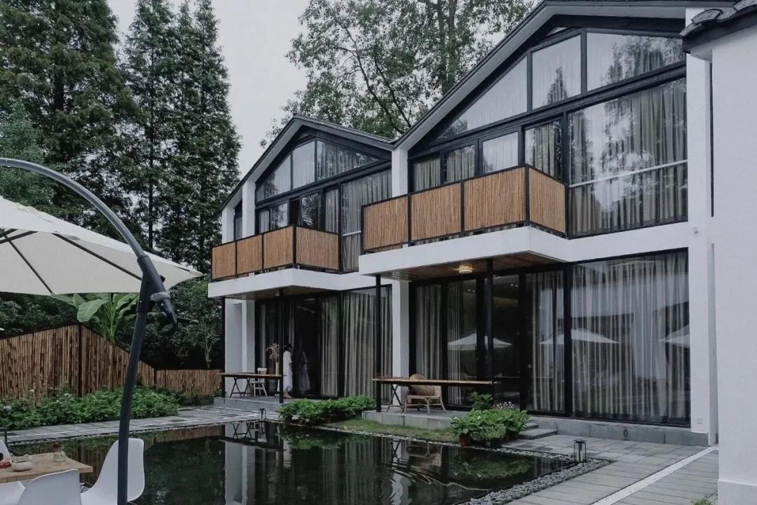 最新成都黄龙溪民宿包吃住一个月,成都周边游山中民宿