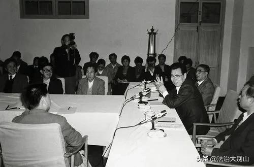 *瑞环李**:天津人的“李大爷”,为了“老太太”骂哭公用局长