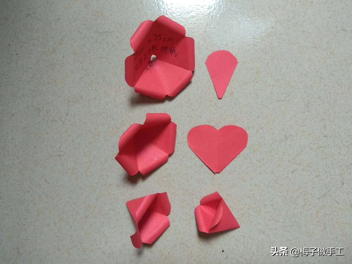 520情人节折纸玫瑰花图文,七夕专题纸玫瑰折纸教程