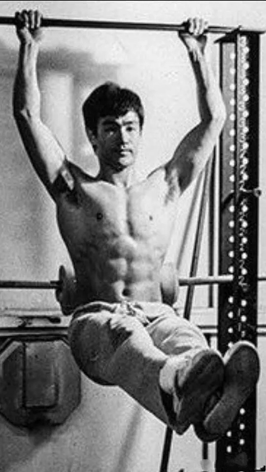 李小龙本人讲解锻炼身体,李小龙式的锻炼