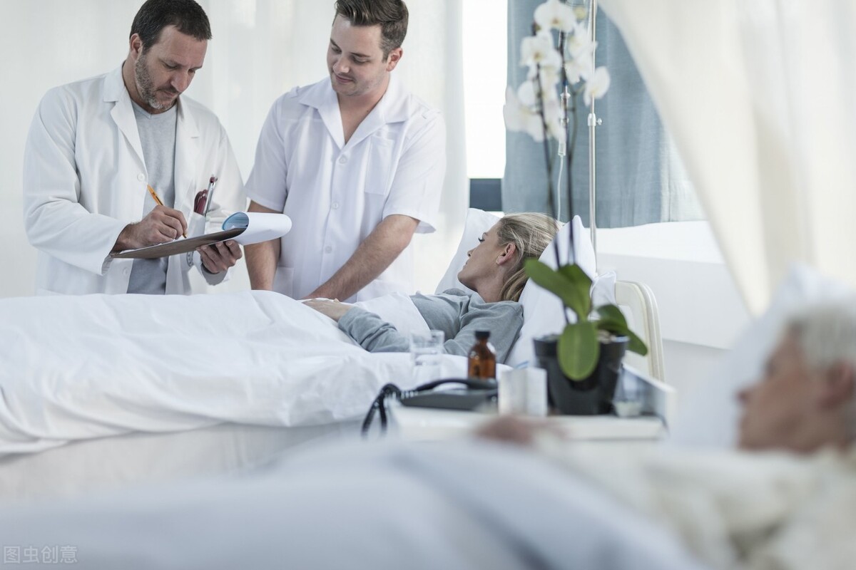 同样是类风湿患者，别人在门诊治疗，为什么我需要住院治疗？