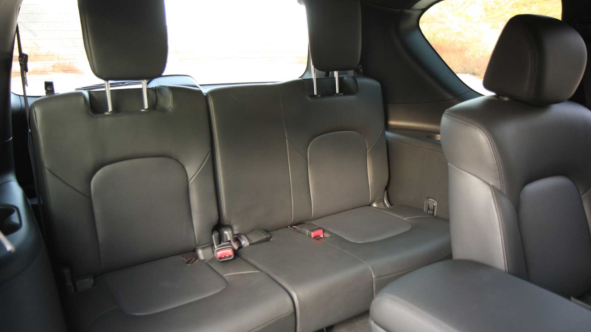 内外焕新日产新款途乐官图发布,日产途乐2021款4.0和陆巡4.0