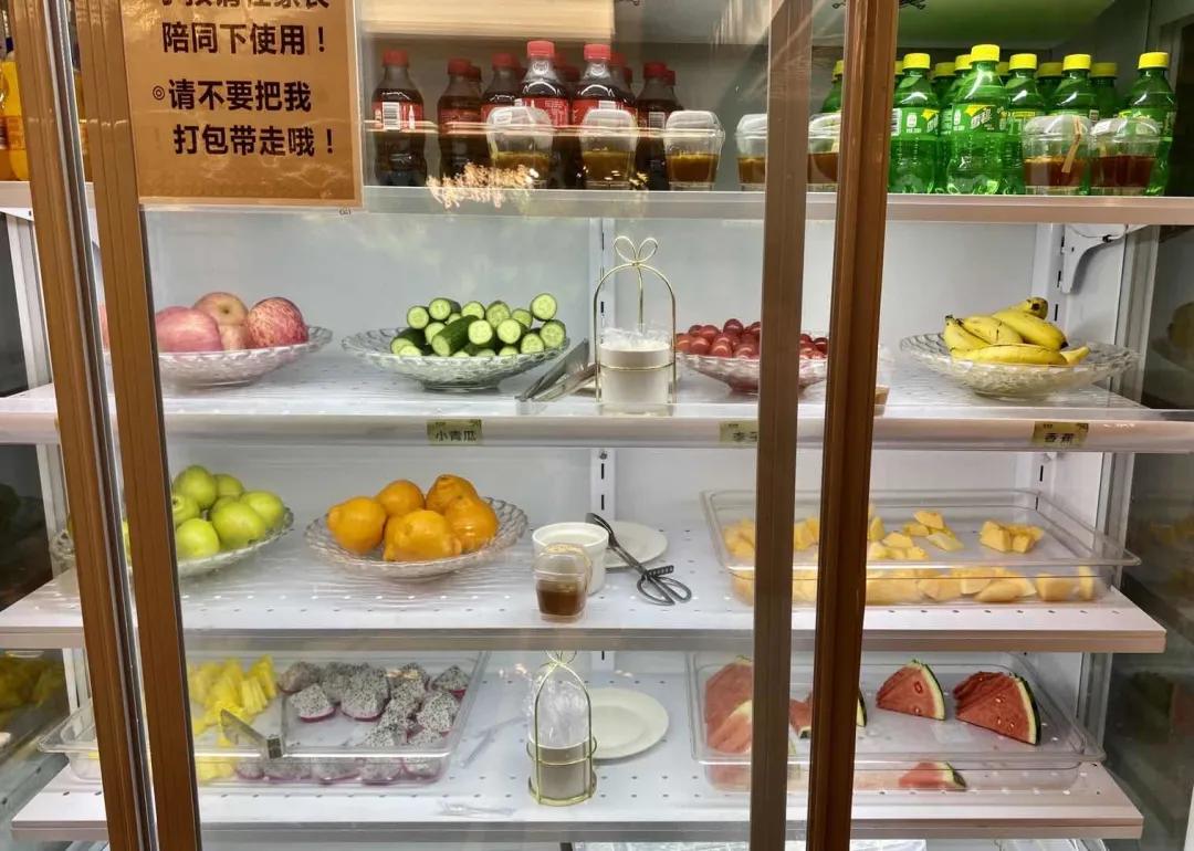 去长沙必去茶颜悦色,来长沙打卡茶颜悦色的朋友圈文案