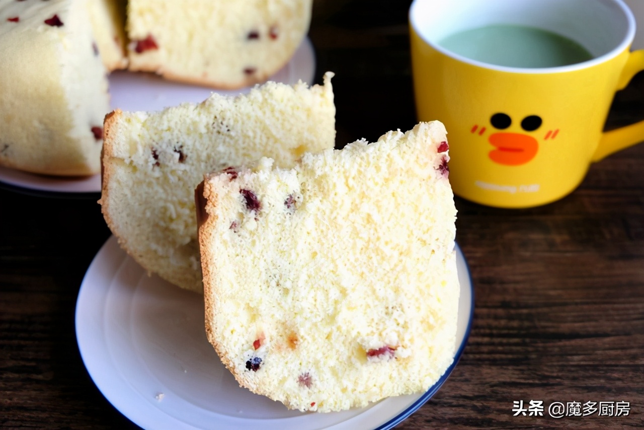 三个鸡蛋做蛋糕一杯面粉够不够,5个鸡蛋用几克蛋糕粉