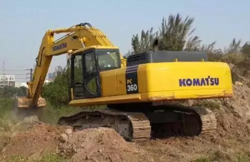 20台挖掘机的老板,挖机老板聊各类挖机的优缺点