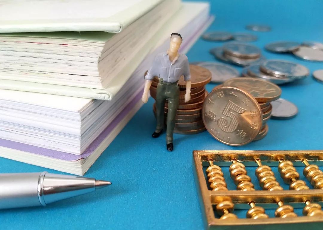 大学生月均消费1197元除“吃”之外啥消费最多?