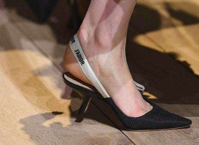 哪些轻奢品牌的鞋子值得推荐,最值得入手的奢侈品潮鞋