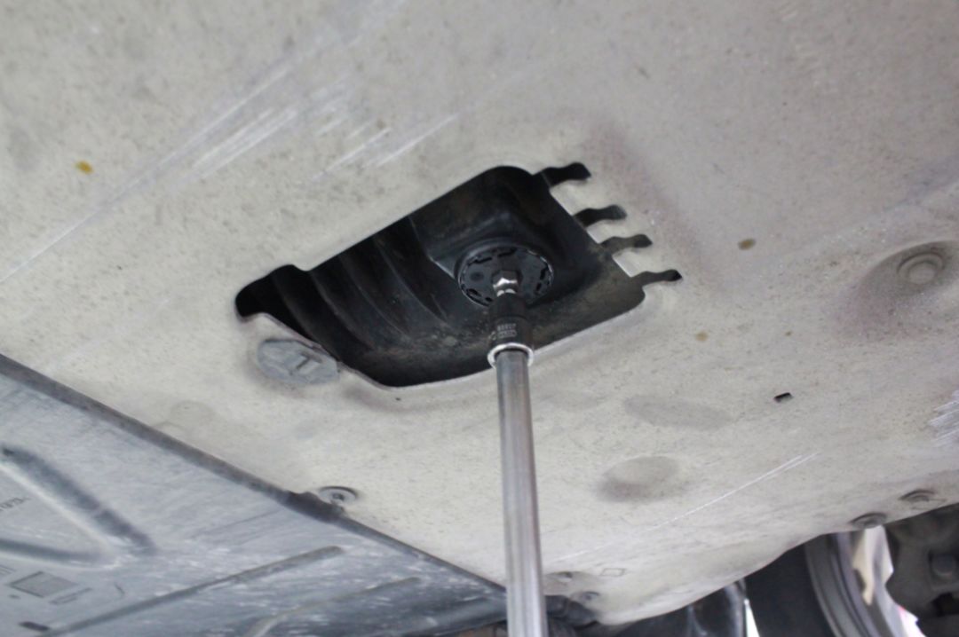 厚！小编去了宝马4S店，58分钟就把这个项目做完了！