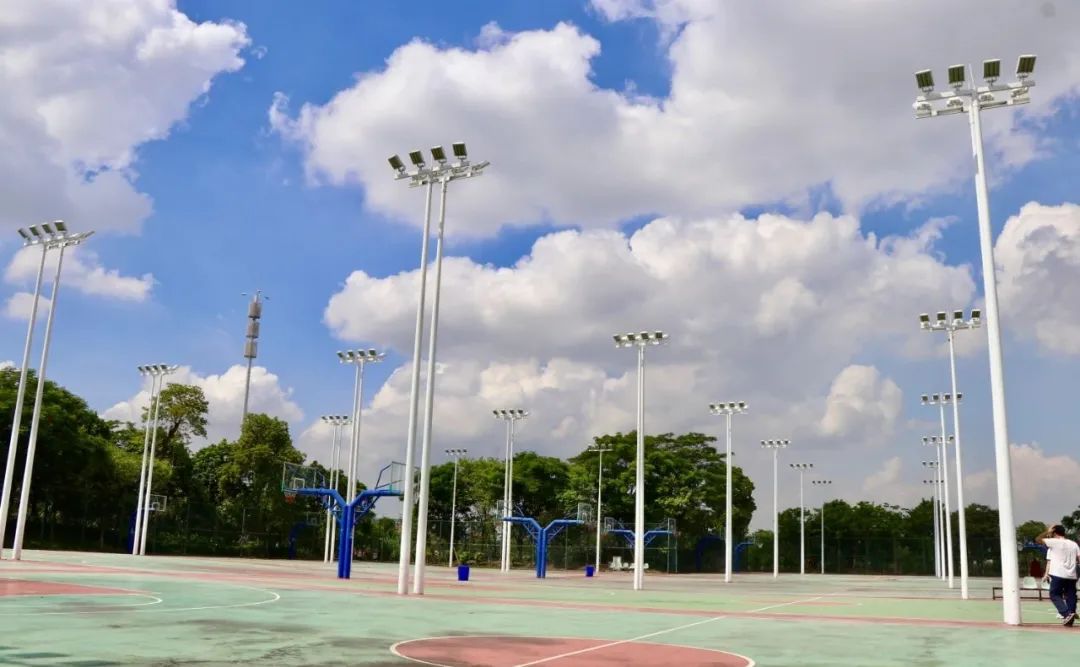 苏州狮山篮球公园,狮山公园有篮球场吗