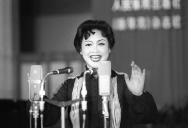 28年前,李谷一因中*歌国**坛第一案险名誉尽毁,幕后黑手后来怎样了