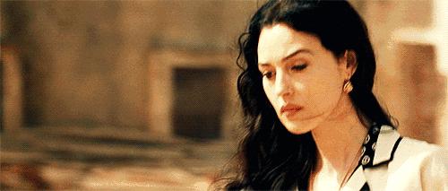 她是全球公认的最性感女神,“裸露”却不情色的人间*物尤**!