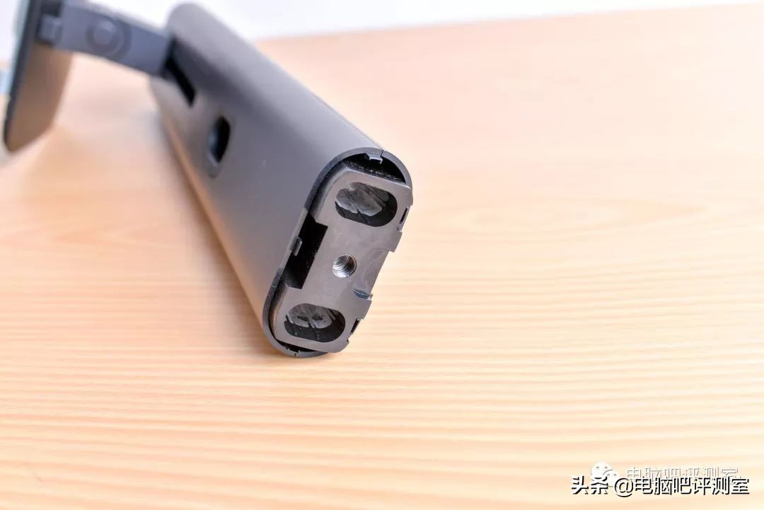 用了两年的小米34寸曲面显示器,小米34寸曲面显示器漏光严重