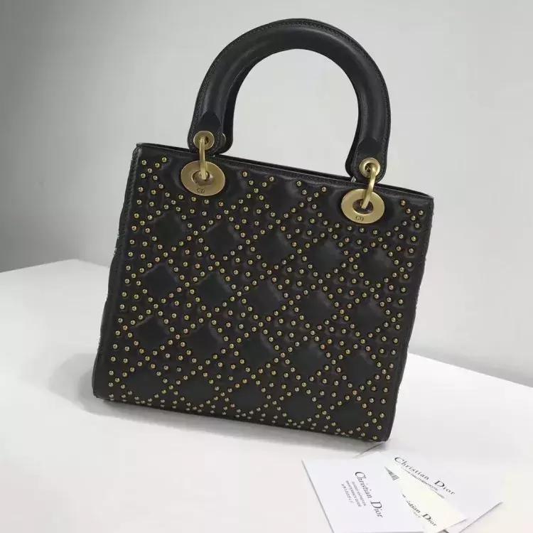 dior免税价格表,dior迪奥托特包免税店