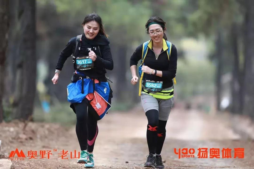 九十多岁老人跑步,九旬老人跑步视频