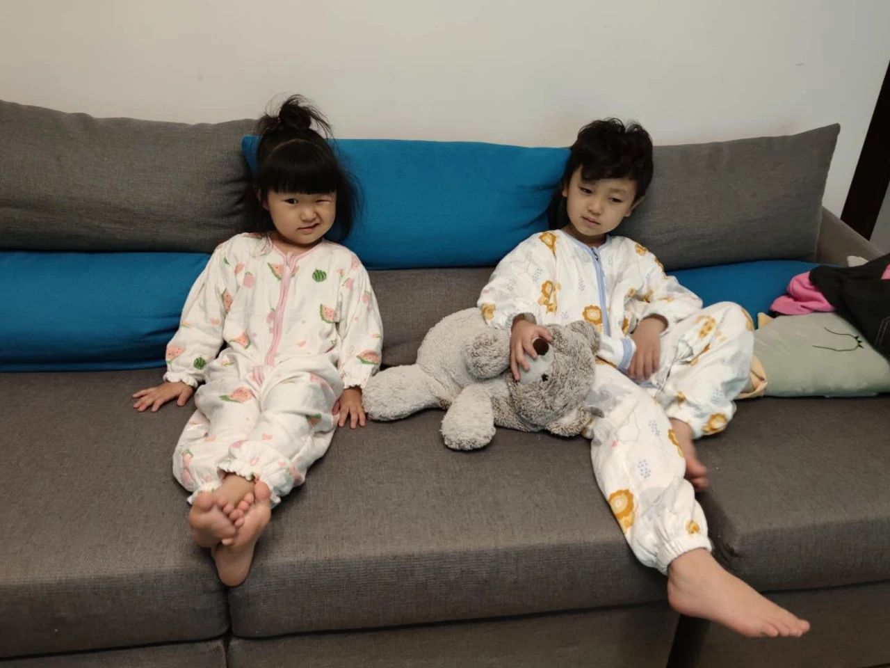 秋天到了又到了穿开衫的时候了,秋天又到了穿外套的季节