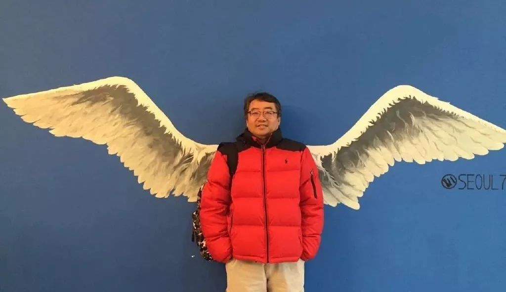 北大学霸放弃50万年薪回国,北大学霸被劝创业后失败