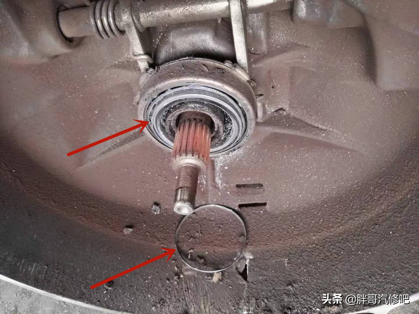 东风小康换离合器片维修视频,东风小康离合器一直响