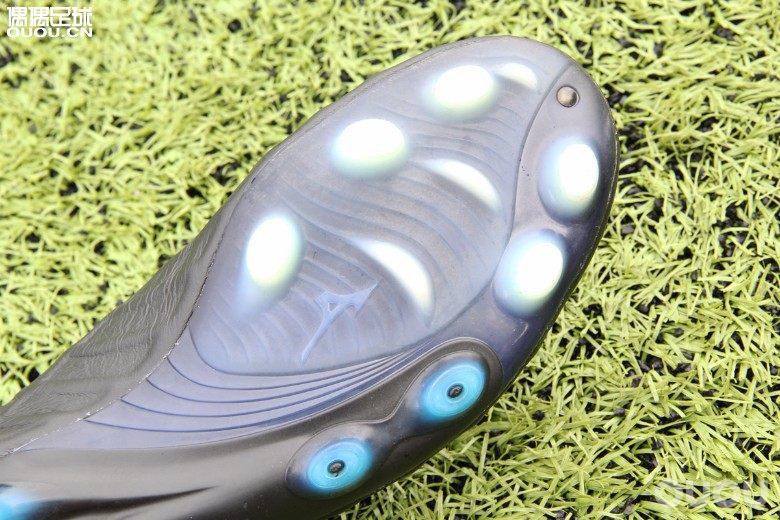 美津浓pro深度评测,美津浓rebula一代