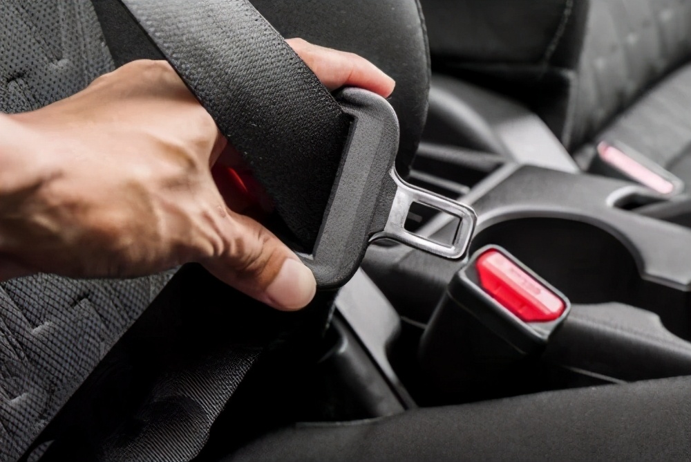 突然被扣4分罚2000,无缘无故被扣分了怎么办