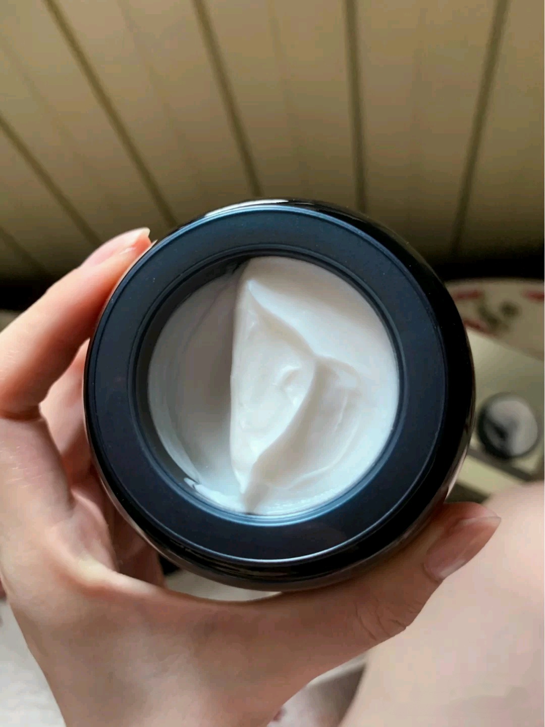 赫莲娜海蓝之谜适合什么皮肤,赫莲娜海蓝之谜哪个水好