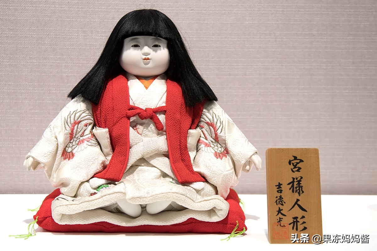 被人偶娃娃吓到,东京奥运会巨型人偶原型