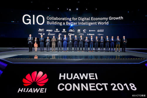 华为与三星选谁？外国网友：华为是英国最好的智能手机