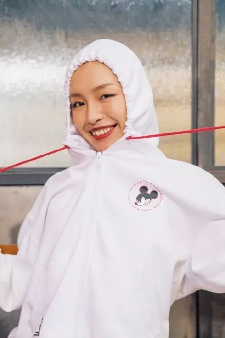 hm和芝麻街联名,moschino联名hm