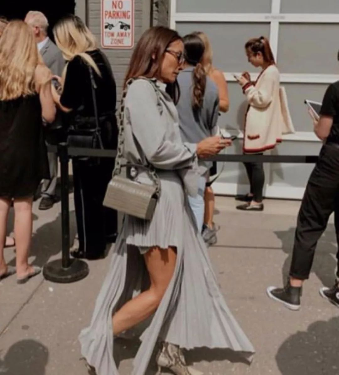 小众包包女2022新款百搭粉色,最近入手的小众包包