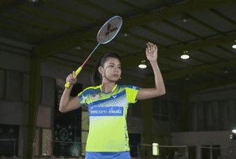 如果羽毛球高远球总被人吊打,十有八九这些技能还没掌握