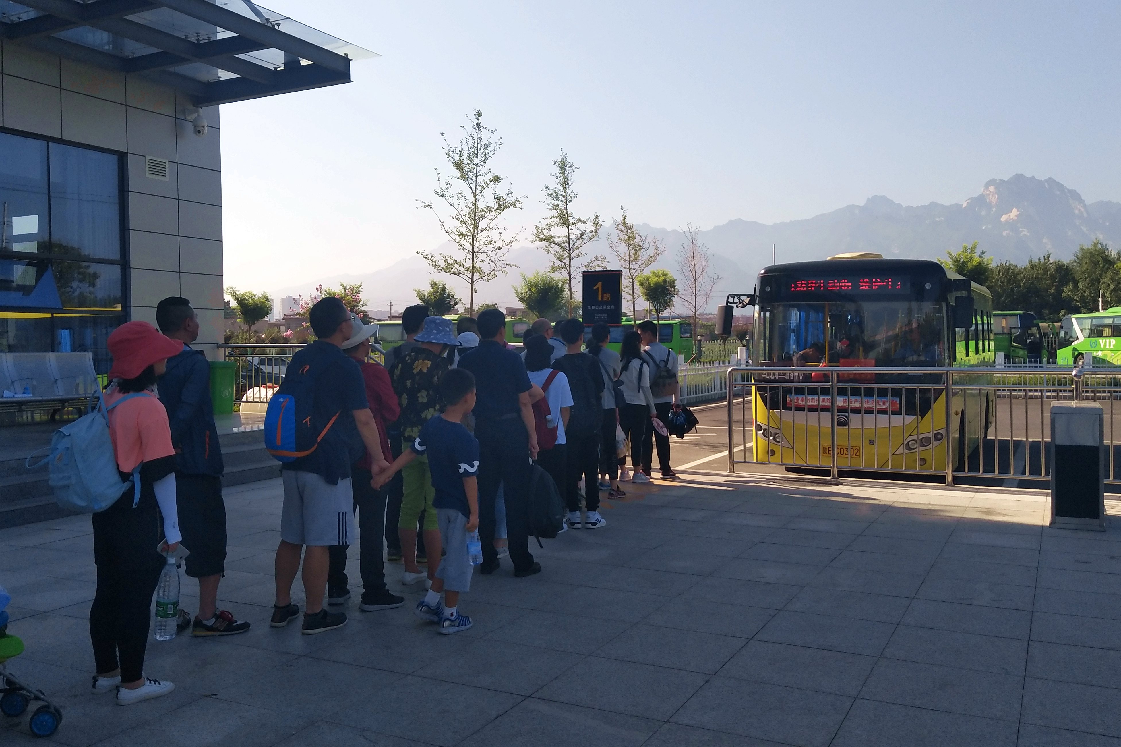 爬华山一日游路线推荐理由简短,去华山一日游最佳攻略夜爬