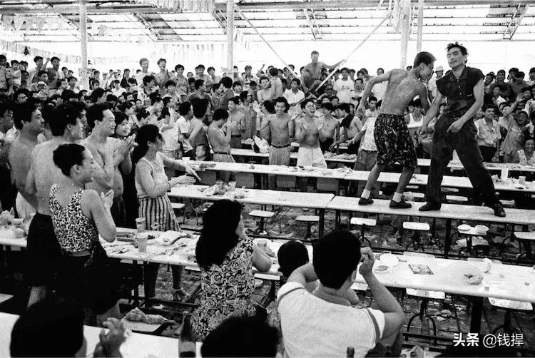 「钱眼回眸四十年-54」聚焦28届青岛国际啤酒节1991