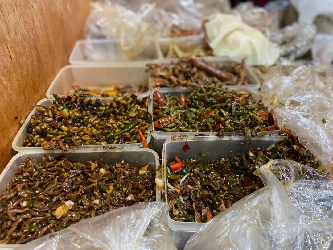 徐州闫二姐卷饼学习多少钱,闫二姐卷饼真有那么火爆吗