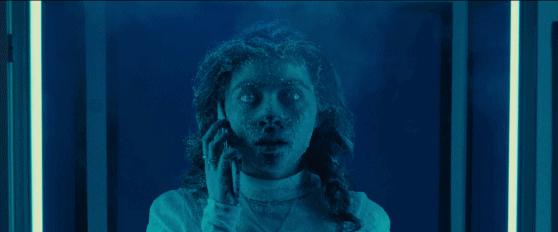 金发美女换身杀人魔壮汉，这限制级*片爽**太猛了