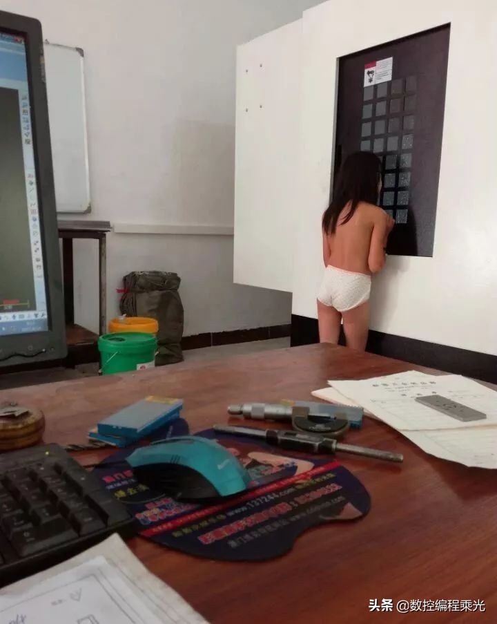 铣床跟cnc操作员有什么区别,cnc数控操作员是做什么的