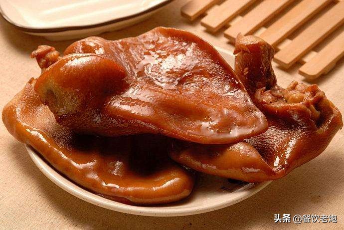 卤水发黑正常吗,卤水卤出来的东西发黑是什么原因